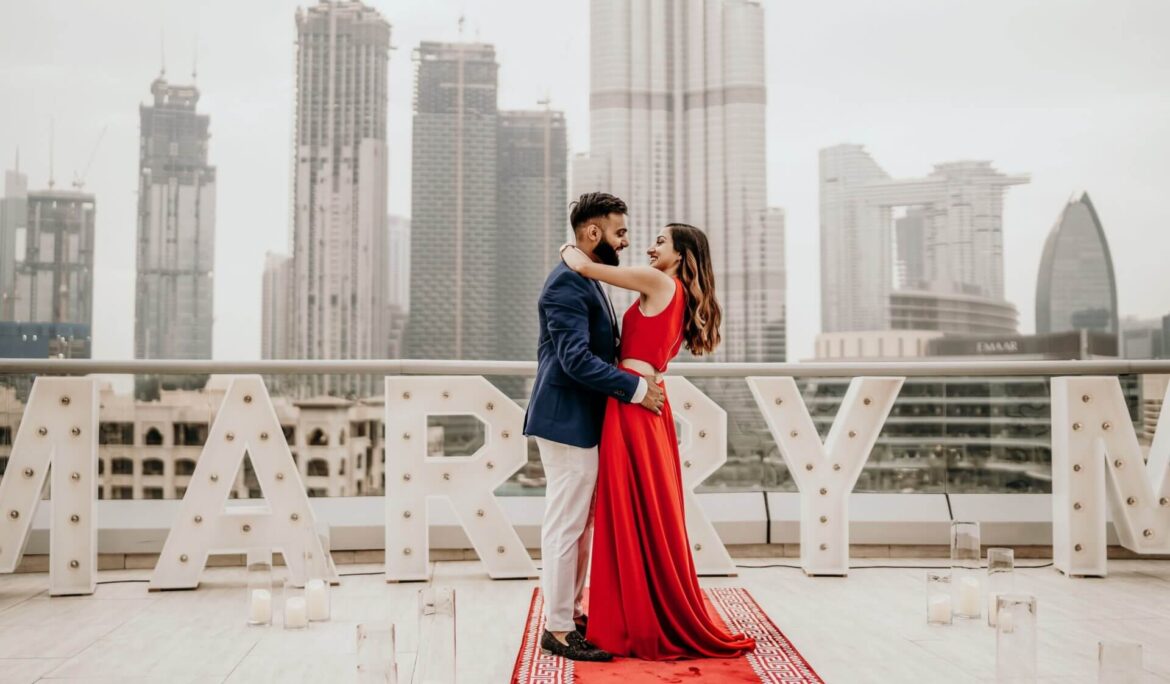 Your Perfect Moment: Choosing a Proposal Photographer in Dubai | Zypix